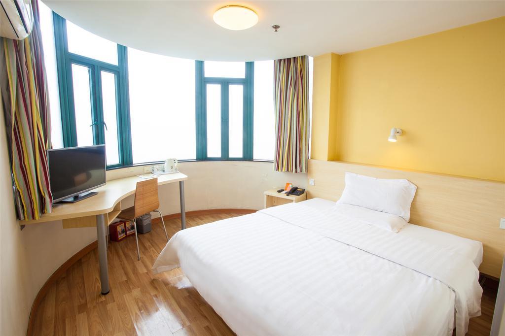 7Days Inn Shanghai Caobao Road Metro Station Δωμάτιο φωτογραφία