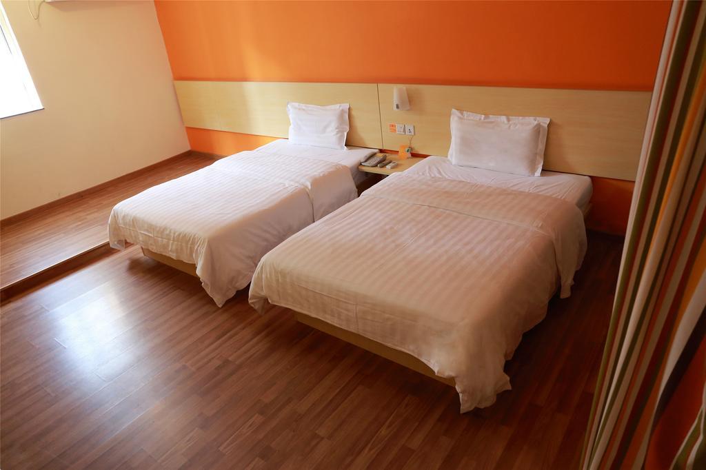 7Days Inn Shanghai Caobao Road Metro Station Δωμάτιο φωτογραφία